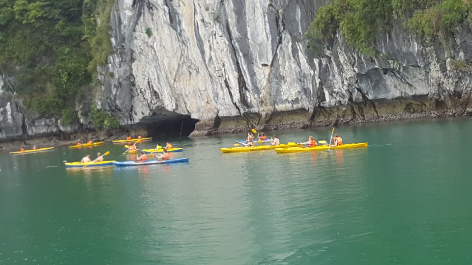 du lịch cát bà